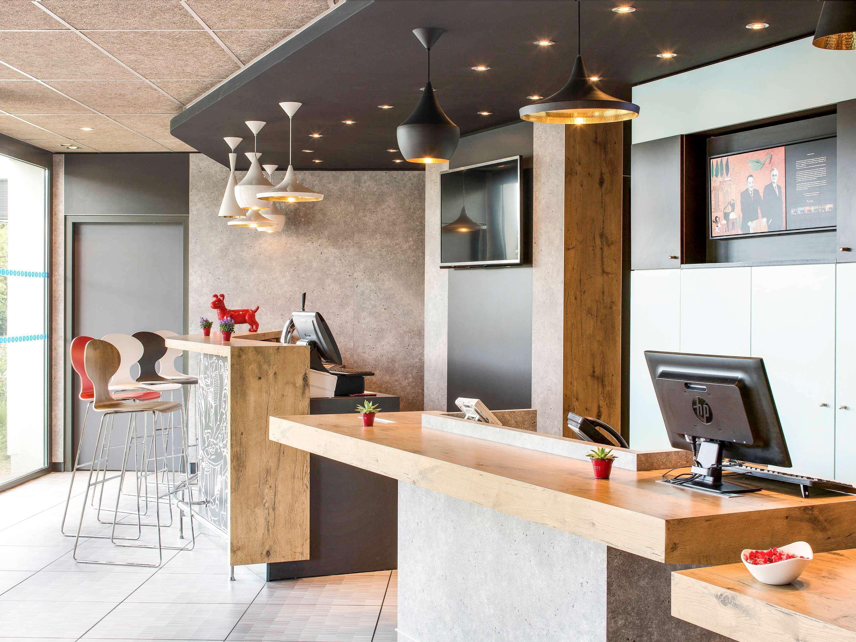 فندق Ibis Montceau Les Mines المظهر الخارجي الصورة